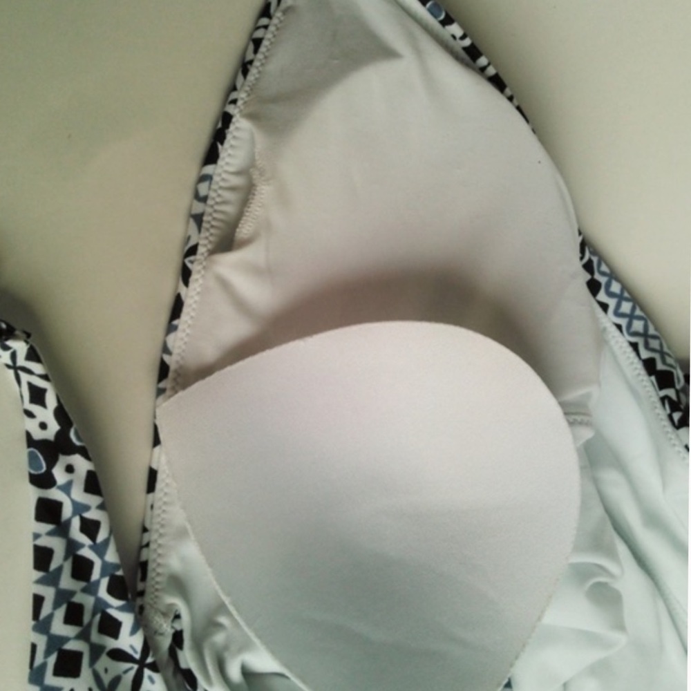 NWOT AERIE ONE PIECE VOOP SWIMSUIT - Picture 7 of 9